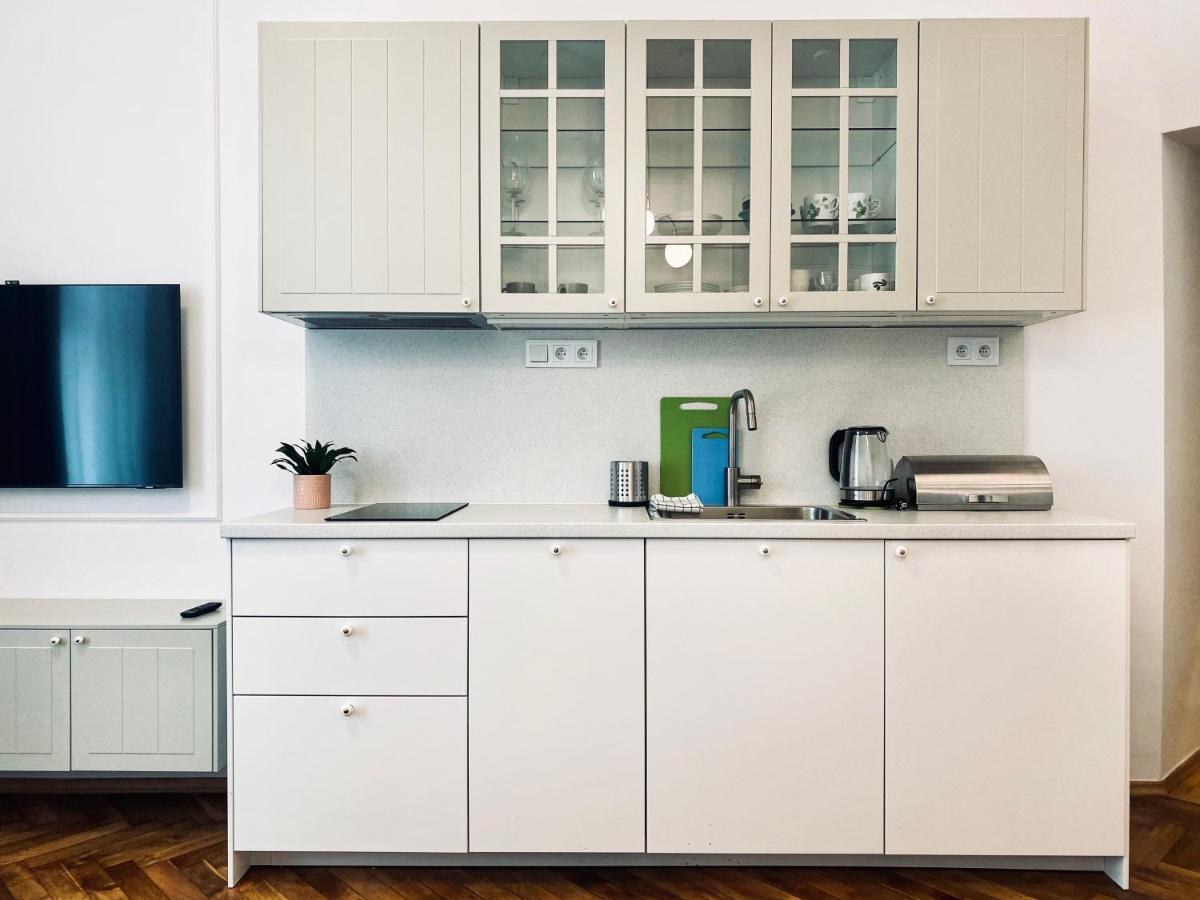 Beautiful Apartment With Two Rooms, Cracow Old Town Kraków Exteriör bild