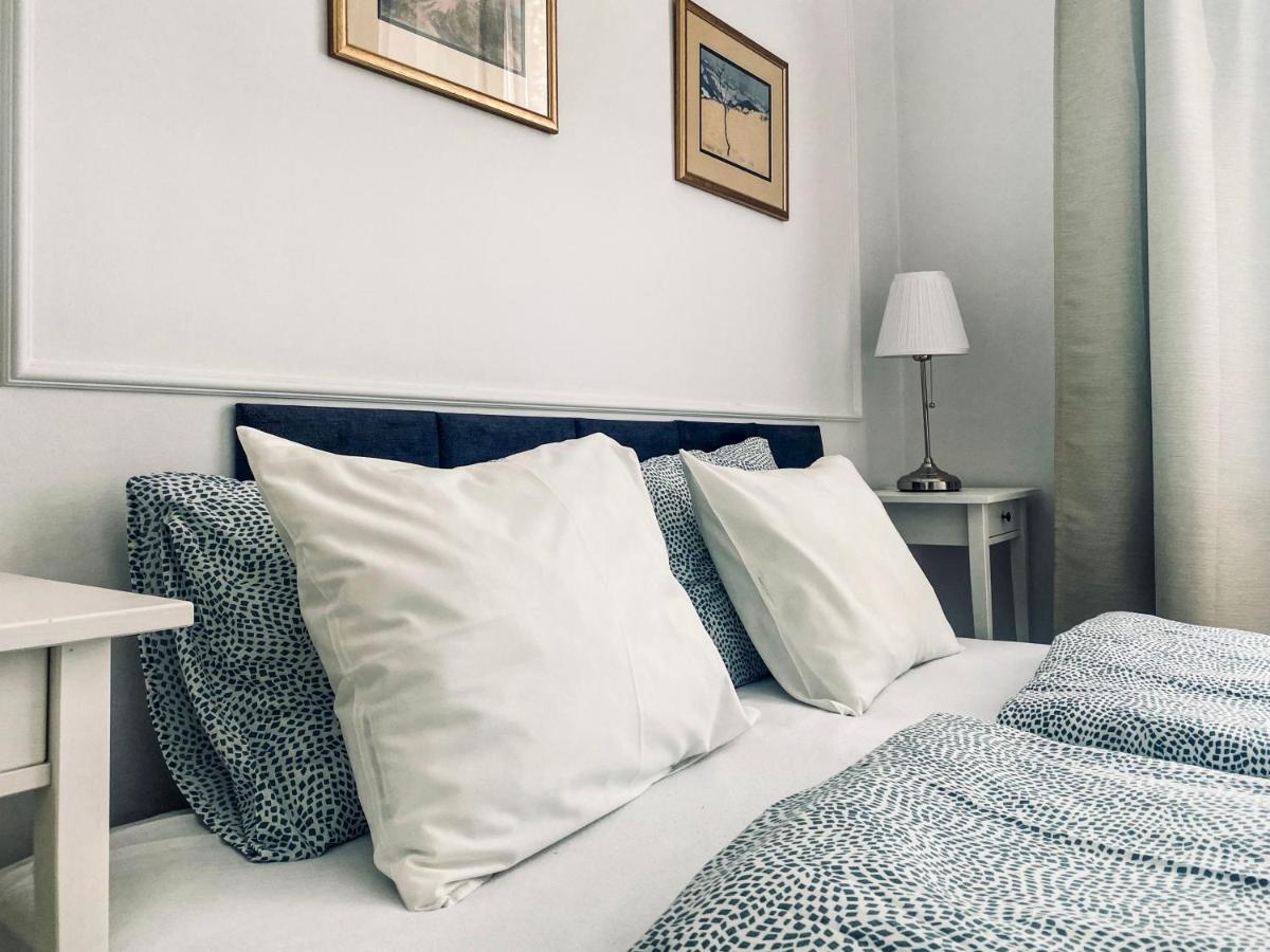 Beautiful Apartment With Two Rooms, Cracow Old Town Kraków Exteriör bild