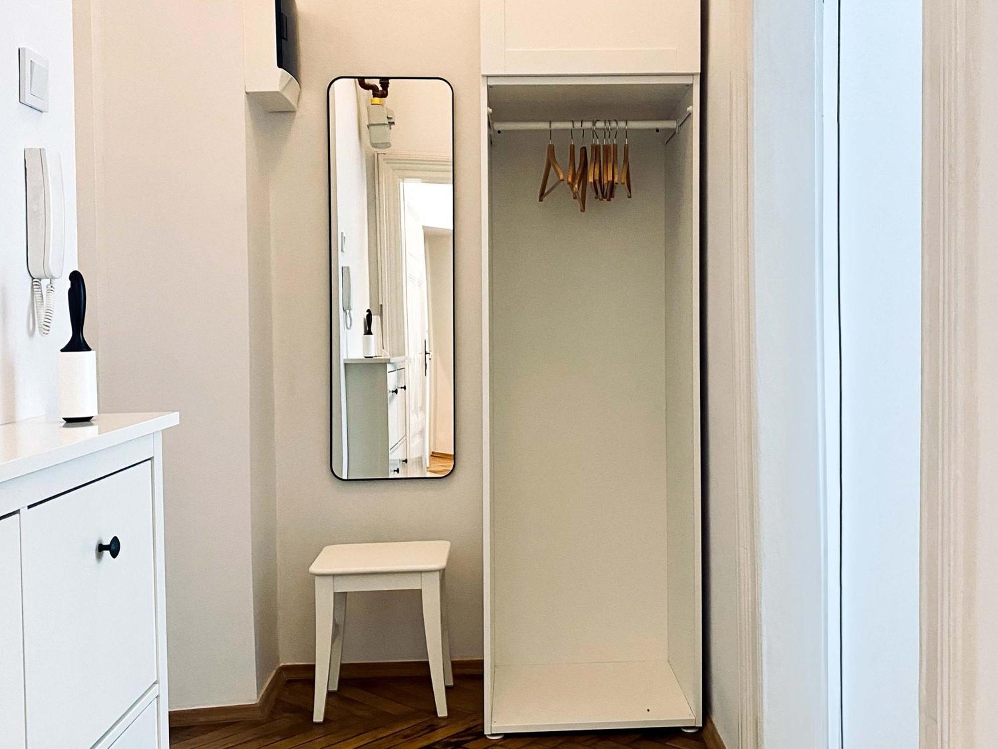 Beautiful Apartment With Two Rooms, Cracow Old Town Kraków Exteriör bild