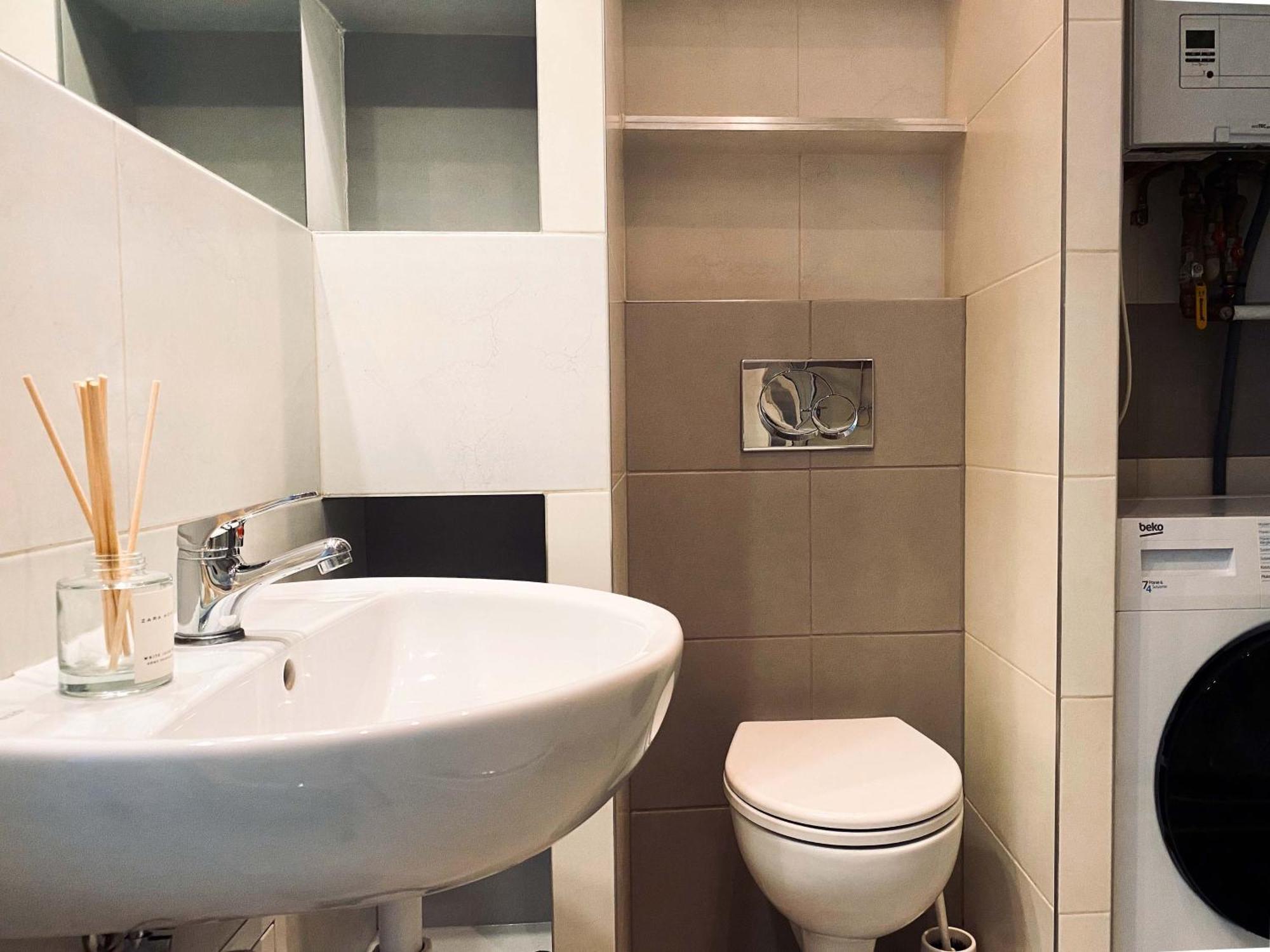 Beautiful Apartment With Two Rooms, Cracow Old Town Kraków Exteriör bild